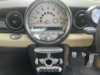 Used MINI Convertible 2009 for sale - 78392373: Photo