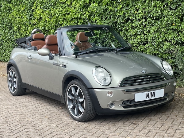 Used MINI Convertible 2007 for sale - 76265347: Photo 1