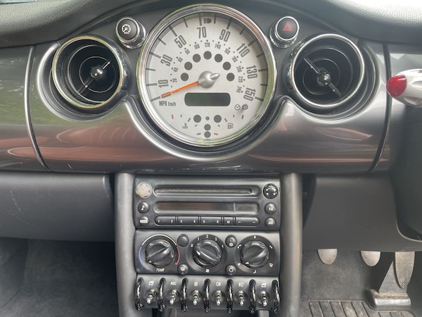 Used MINI Convertible 2007 for sale - 76265347: Photo 6