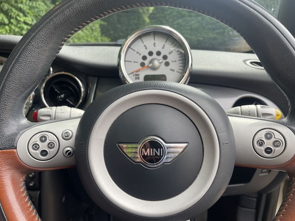 Used MINI Convertible 2007 for sale - 76265347: Photo 7