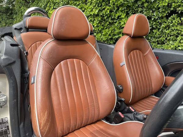 Used MINI Convertible 2007 for sale - 76265347: Photo 8