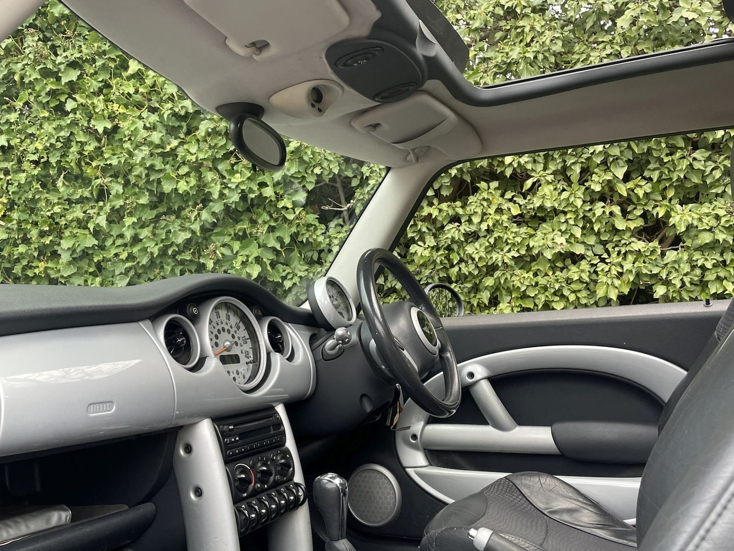 Used MINI Hatch 2002 for sale - 77192060: Photo 11