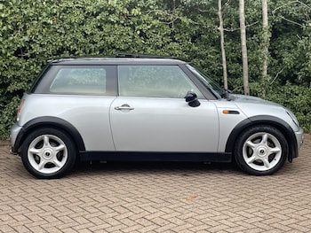 Used MINI Hatch 2002 for sale - 77192060: Photo