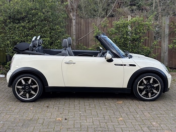 Used MINI Convertible 2008 for sale - 77845430: Photo