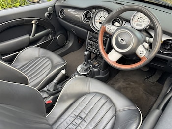 Used MINI Convertible 2008 for sale - 77845430: Photo