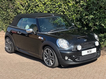 Used MINI Convertible 2011 for sale - 75618325: Photo