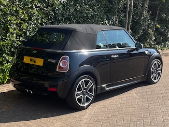 Used MINI Convertible 2011 for sale - 75618325: Photo