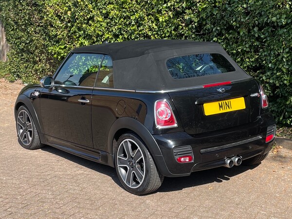 Used MINI Convertible 2011 for sale - 75618325: Photo 8