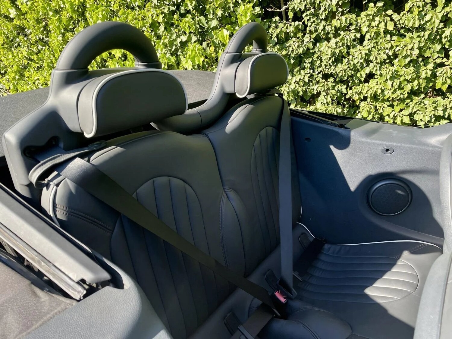 Used MINI Convertible 2008 for sale - 78125378: Photo 10