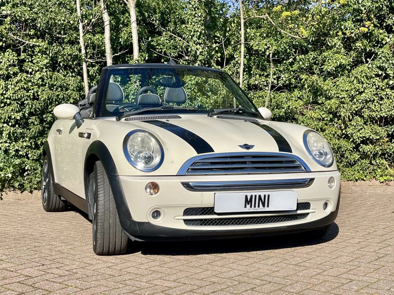 Used MINI Convertible 2008 for sale - 78125378: Photo 19