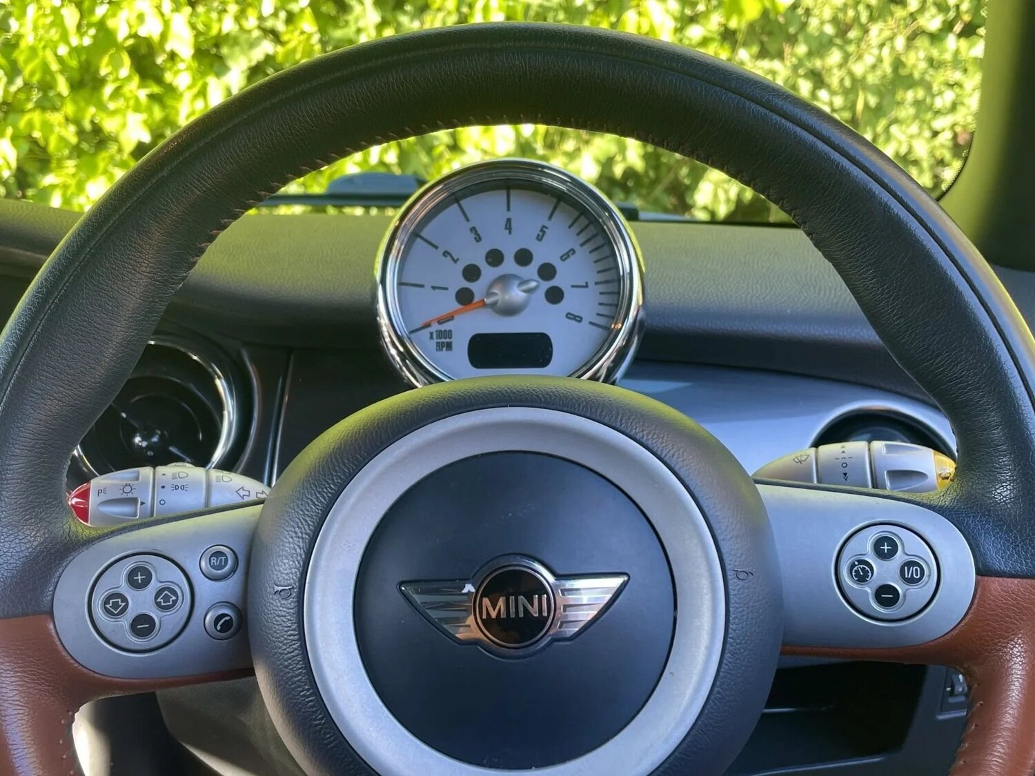 Used MINI Convertible 2008 for sale - 78125378: Photo 8