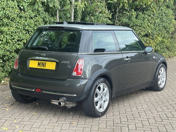 Used MINI Hatch 2006 for sale - 76222620: Photo 3