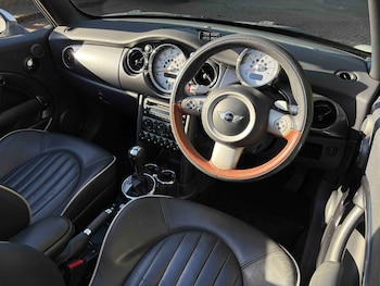 Used MINI Convertible 2008 for sale - 77137037: Photo