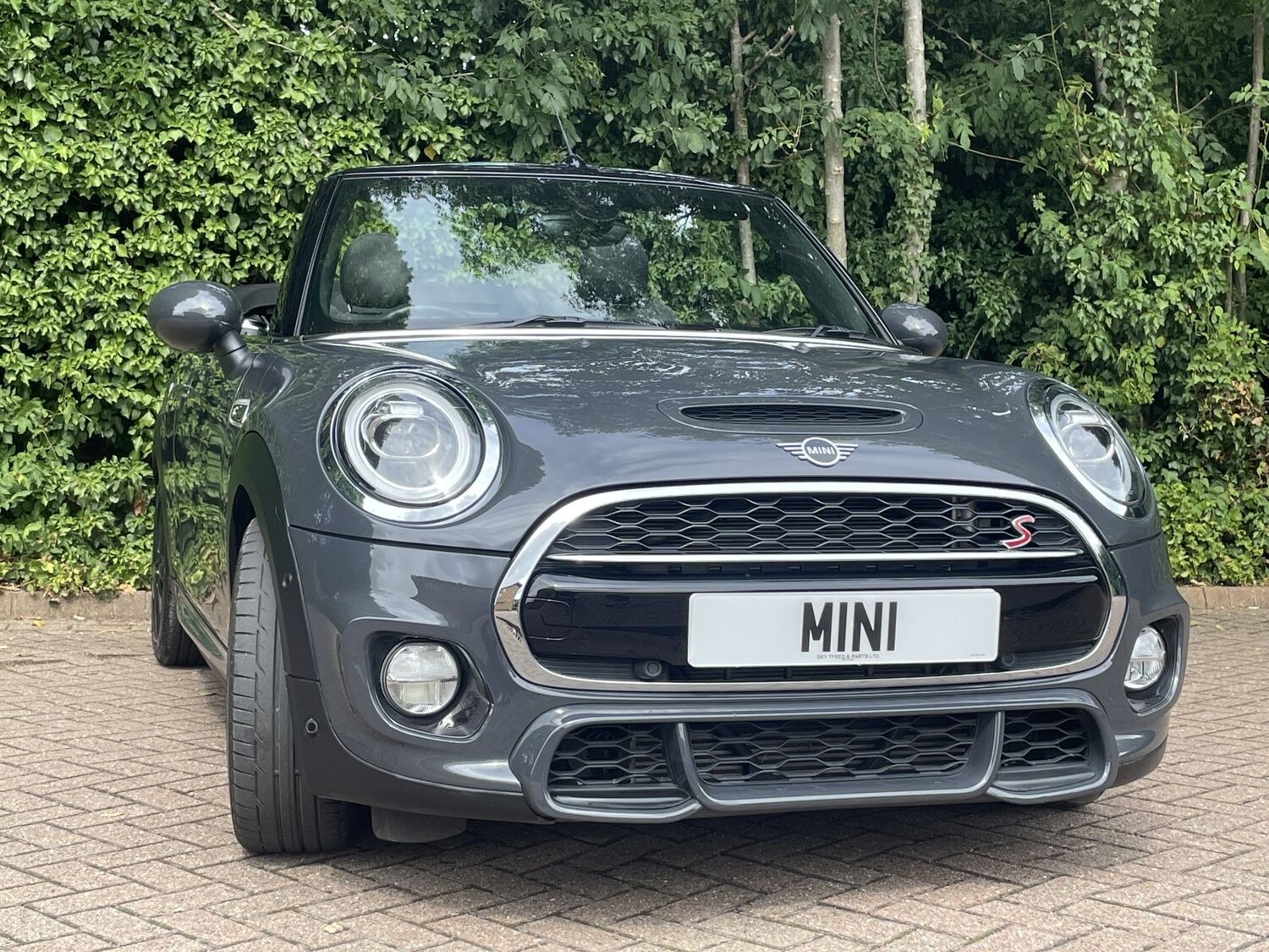 Used MINI Convertible 2019 for sale - 76156480: Photo 26