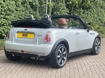 Used MINI Convertible 2008 for sale - 76205585: Photo 4