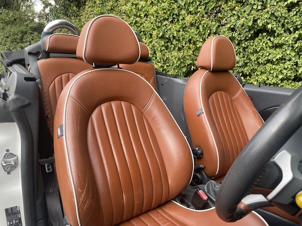 Used MINI Convertible 2008 for sale - 76205585: Photo 8