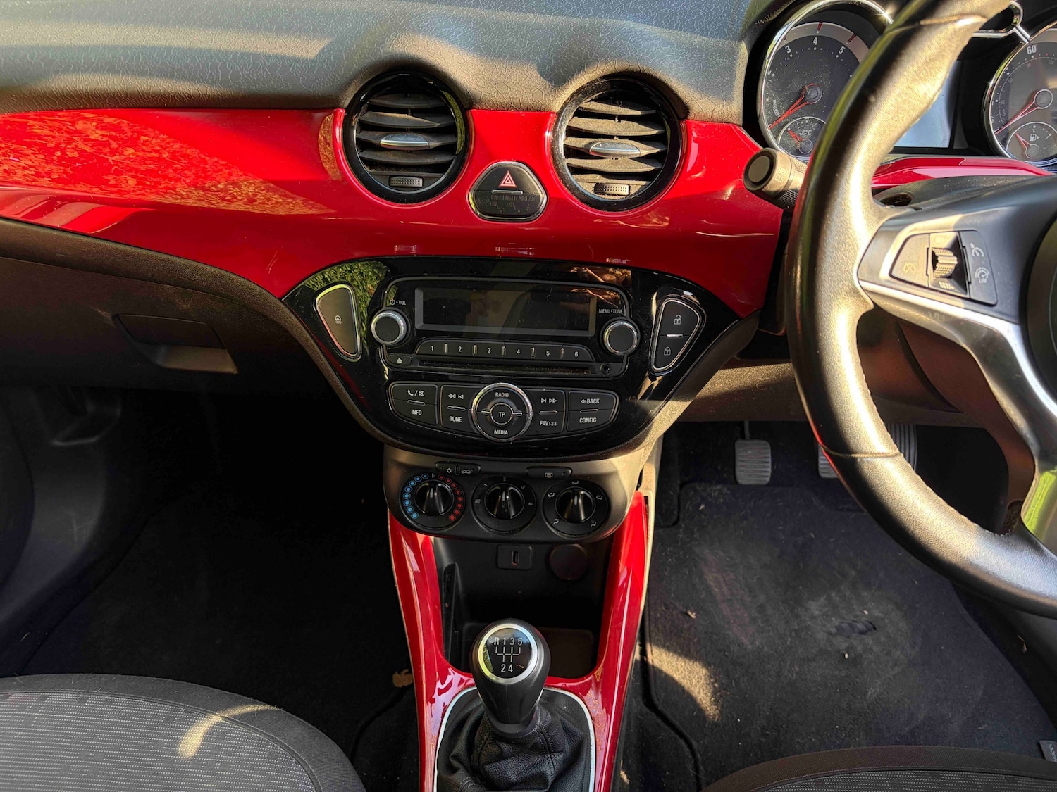 Used Vauxhall ADAM 2014 for sale - 76602734: Photo 9