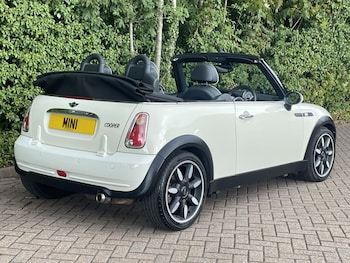 Used MINI Convertible 2008 for sale - 75874011: Photo