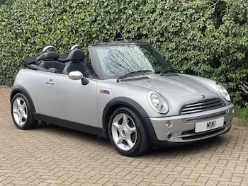 Used MINI Convertible 2005 for sale - 77803495: Photo