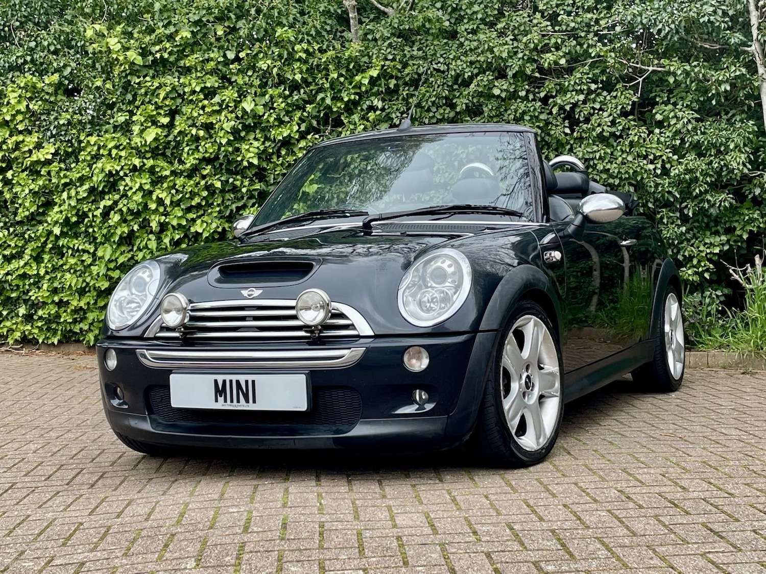 Used MINI Convertible 2006 for sale - 78125473: Photo 18