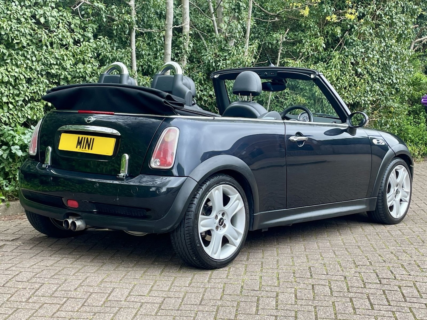 Used MINI Convertible 2006 for sale - 78125473: Photo 5
