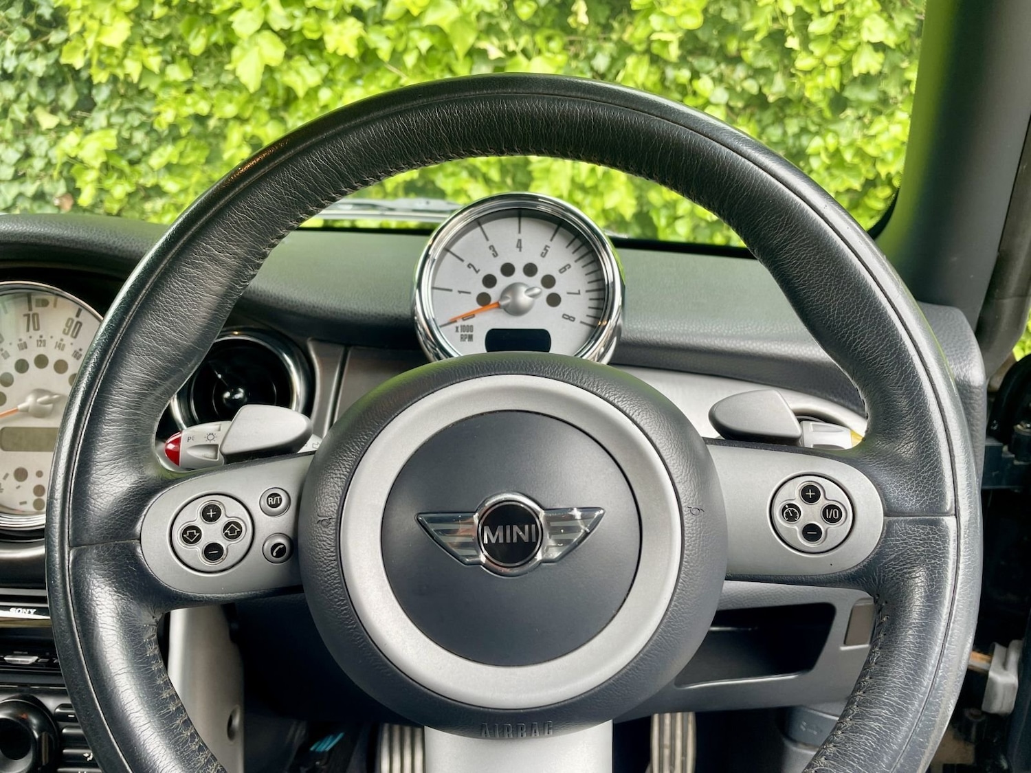 Used MINI Convertible 2006 for sale - 78125473: Photo 8