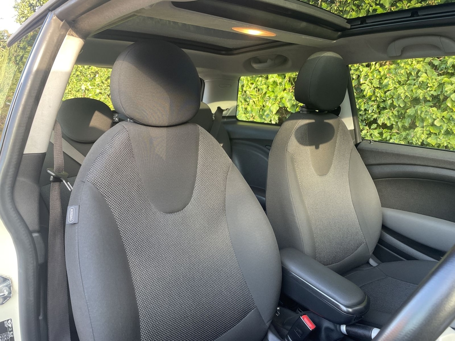 Used MINI Hatch 2009 for sale - 77541544: Photo 8