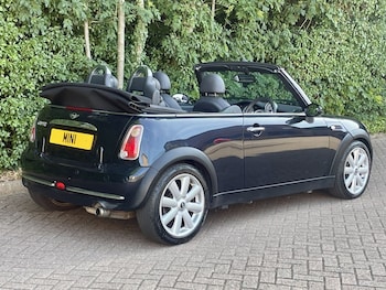 Used MINI Convertible 2008 for sale - 75618330: Photo