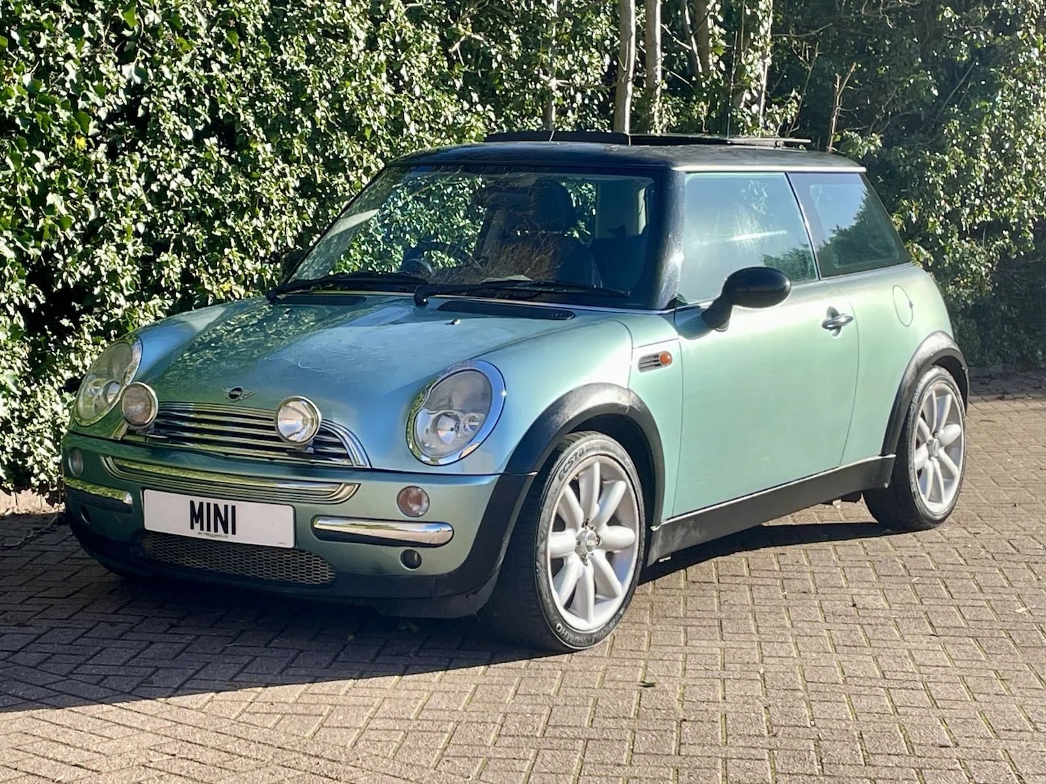 Used MINI Hatch 2002 for sale - 77555134: Photo 15