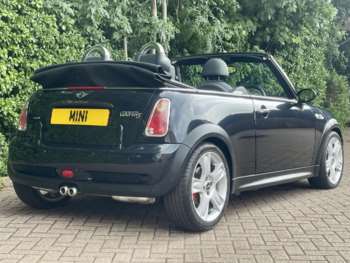 Used MINI Convertible 2006 for sale - 74900644: Photo