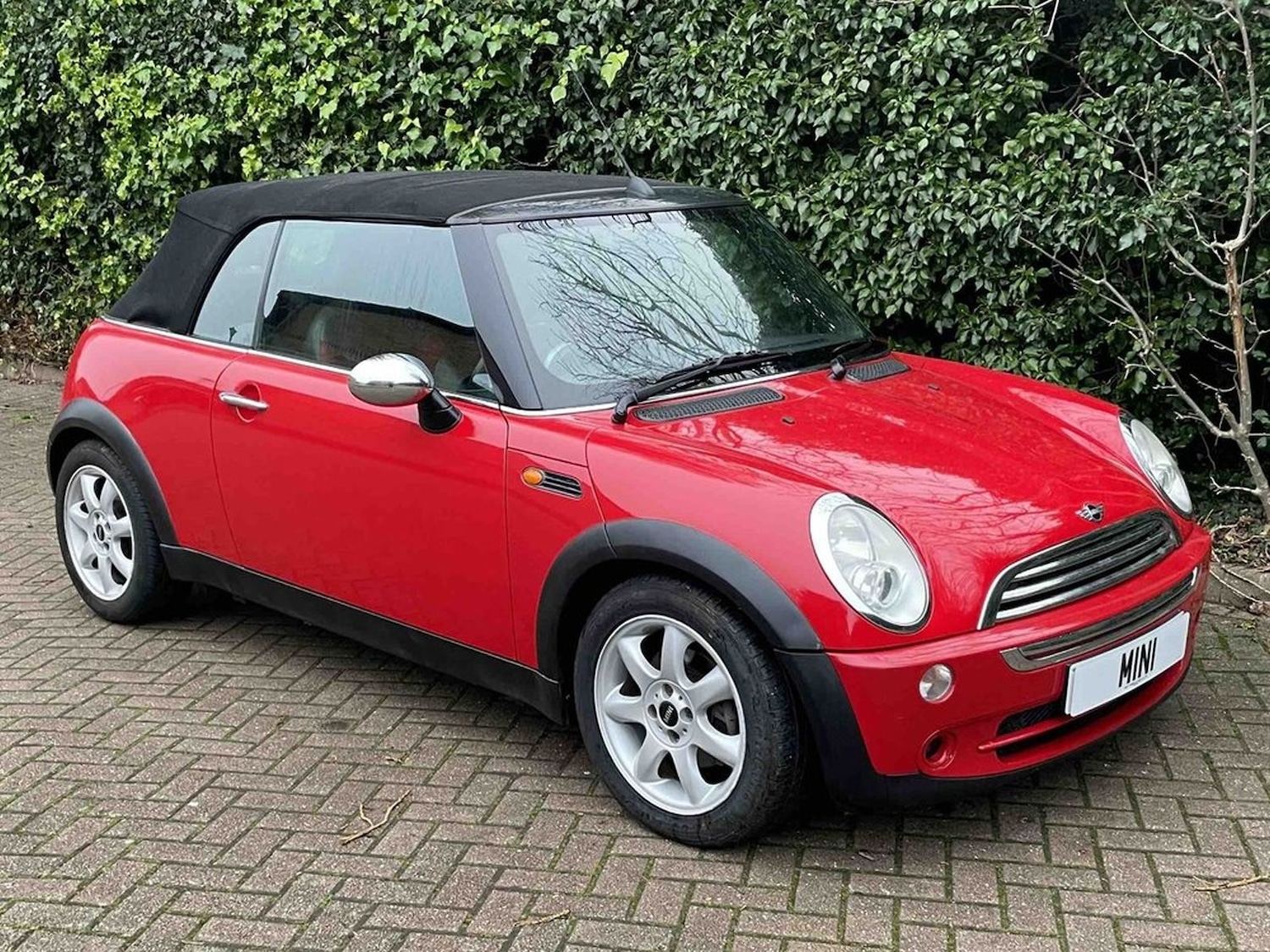 Used MINI Convertible 2007 for sale - 76707406: Photo 1