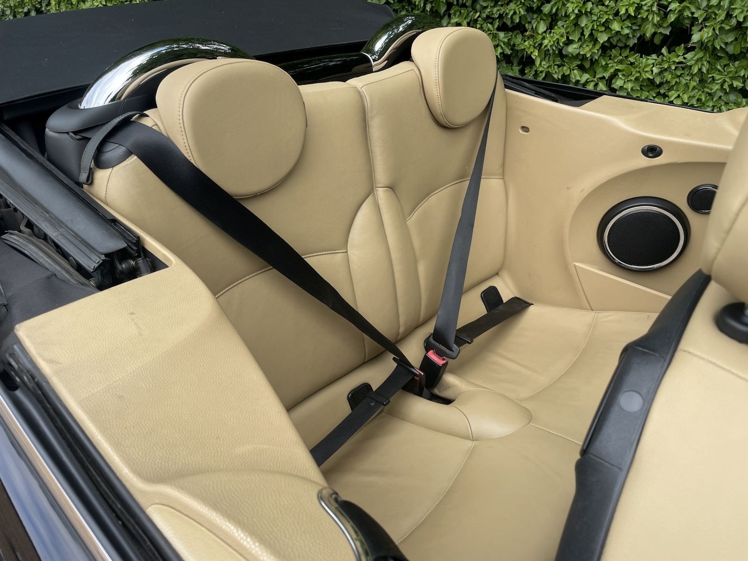 Used MINI Convertible 2009 for sale - 77085350: Photo 9