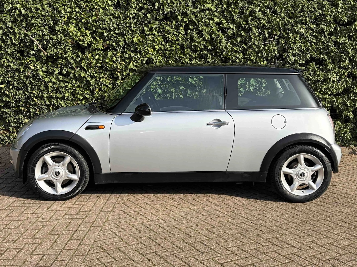 Used MINI Hatch 2001 for sale - 77721780: Photo 10