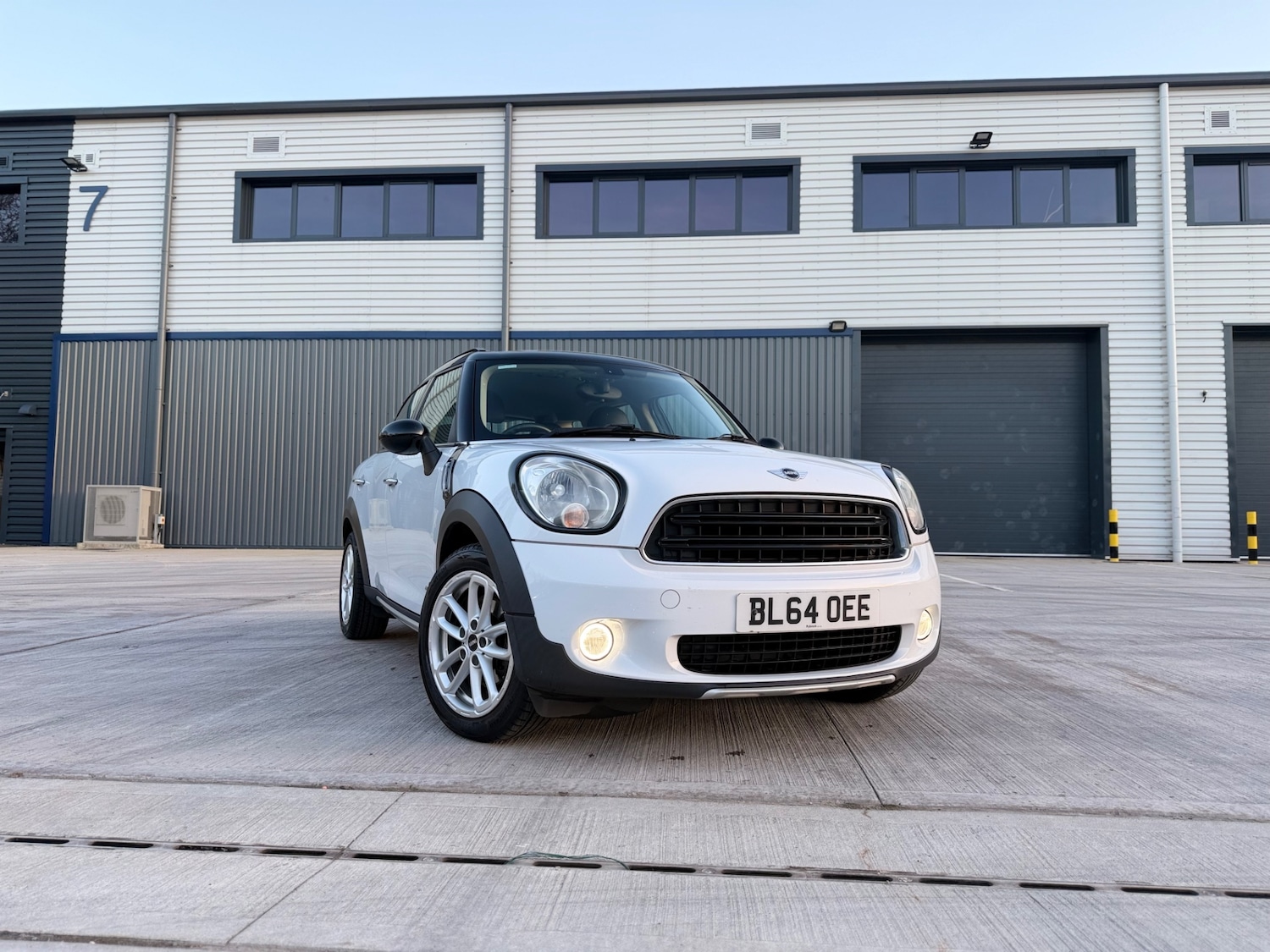 Used MINI Countryman 2014 for sale - 77102072: Photo 2