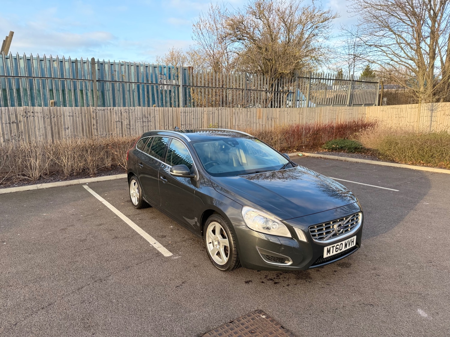 Used Volvo V60 2011 for sale - 77102066: Photo 29