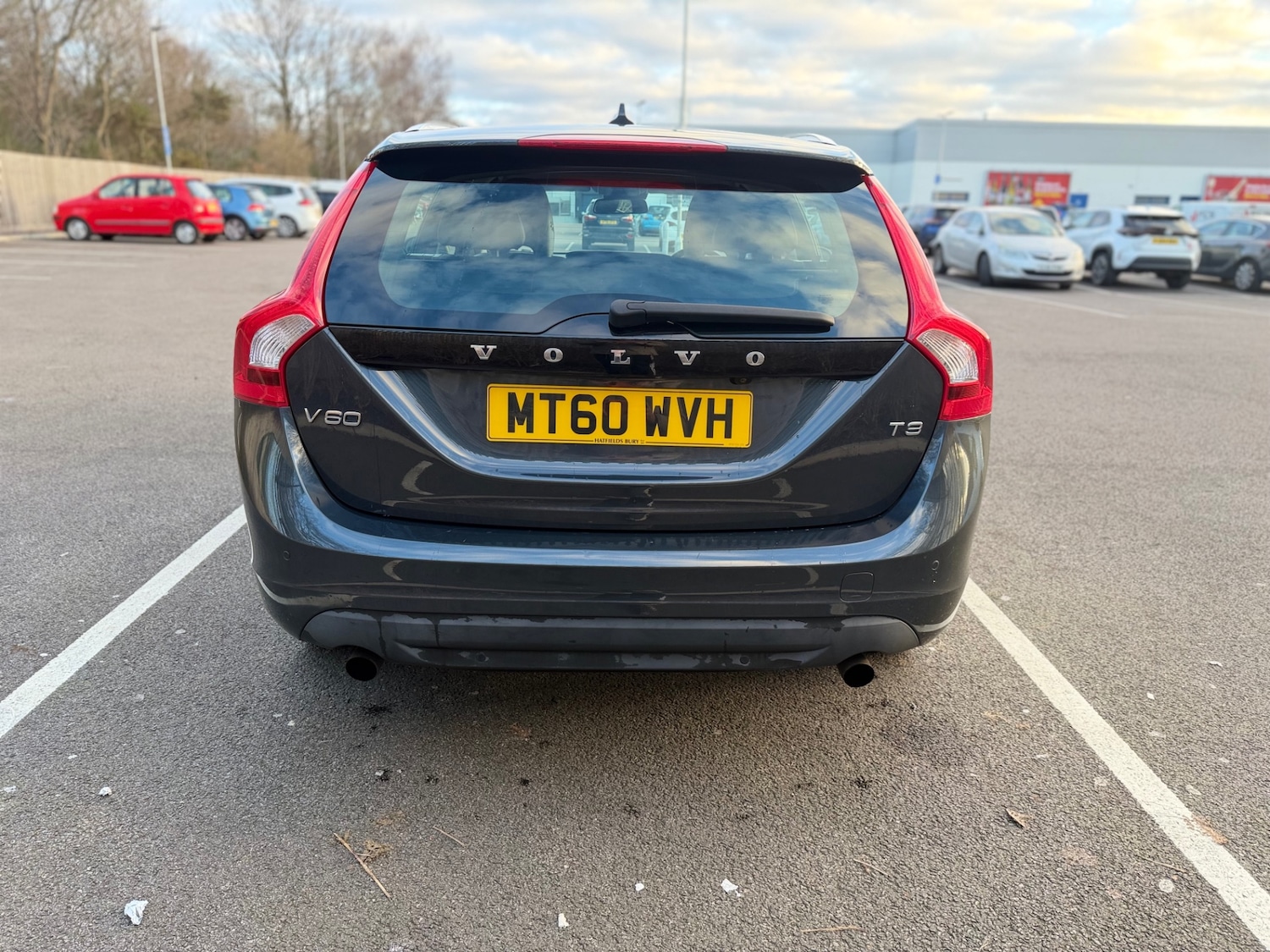 Used Volvo V60 2011 for sale - 77102066: Photo 46