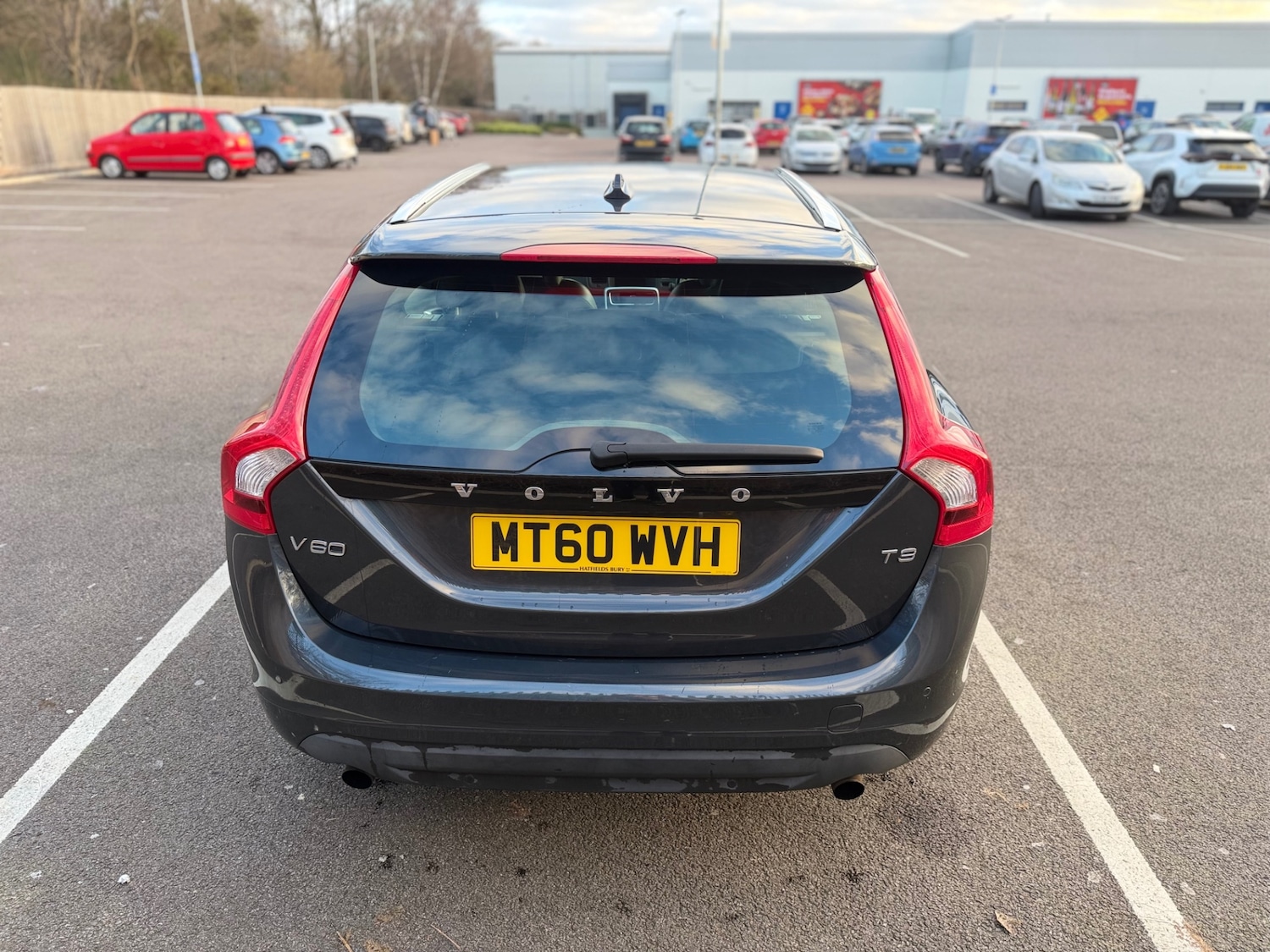 Used Volvo V60 2011 for sale - 77102066: Photo 49