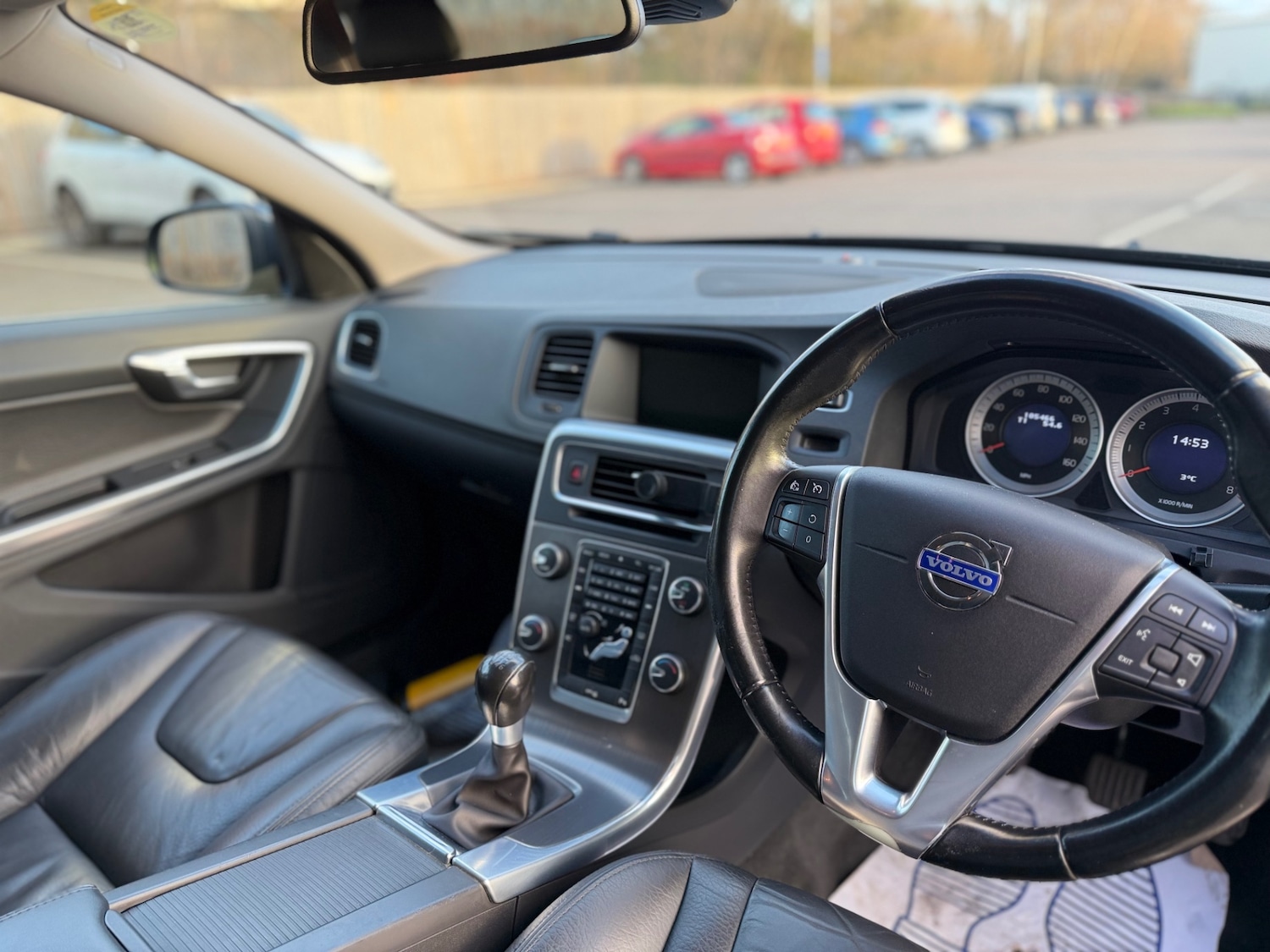 Used Volvo V60 2011 for sale - 77102066: Photo 60