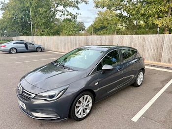 Vauxhall - Astra