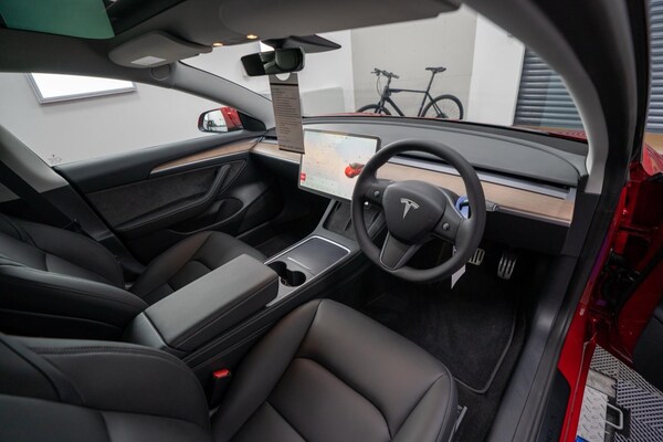 Used Tesla Model 3 2021 for sale - 74463278: Photo 36