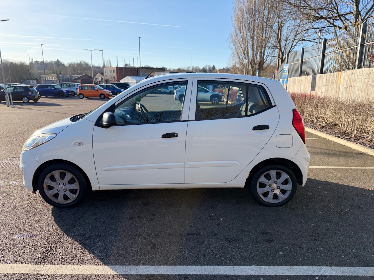 Used Hyundai i10 2011 for sale - 77102063: Photo 10