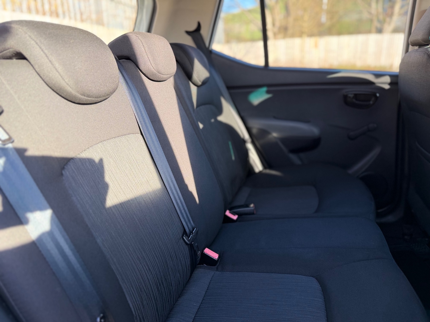 Used Hyundai i10 2011 for sale - 77102063: Photo 13