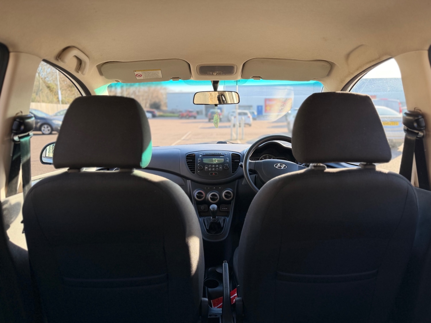 Used Hyundai i10 2011 for sale - 77102063: Photo 15