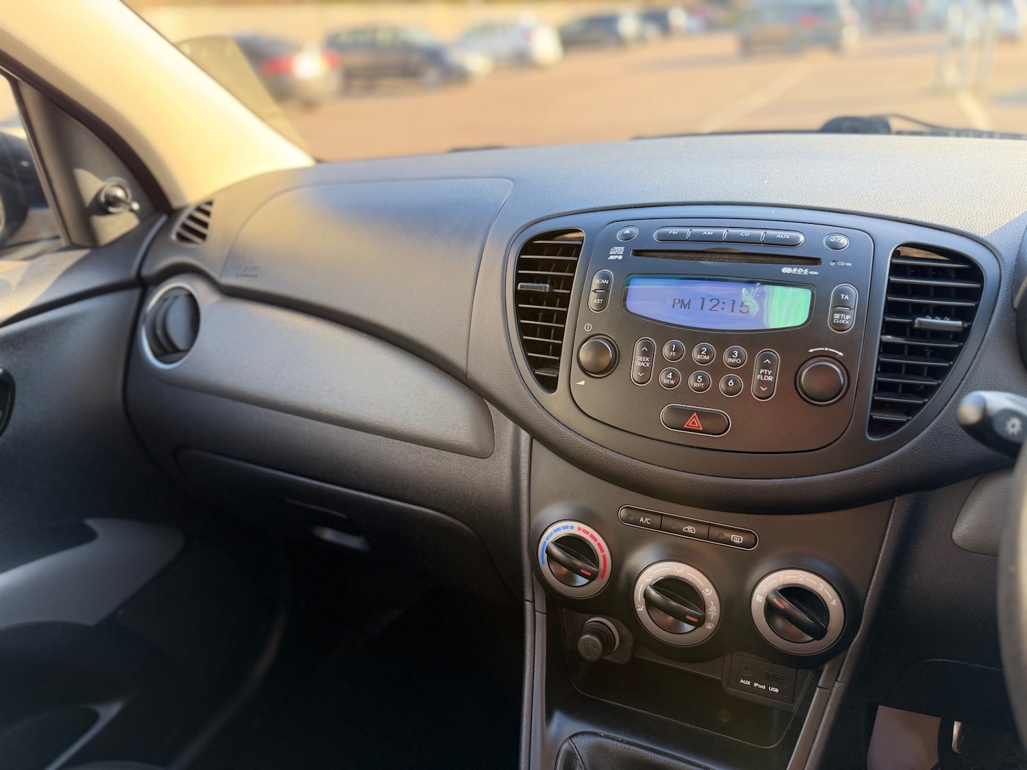 Used Hyundai i10 2011 for sale - 77102063: Photo 19