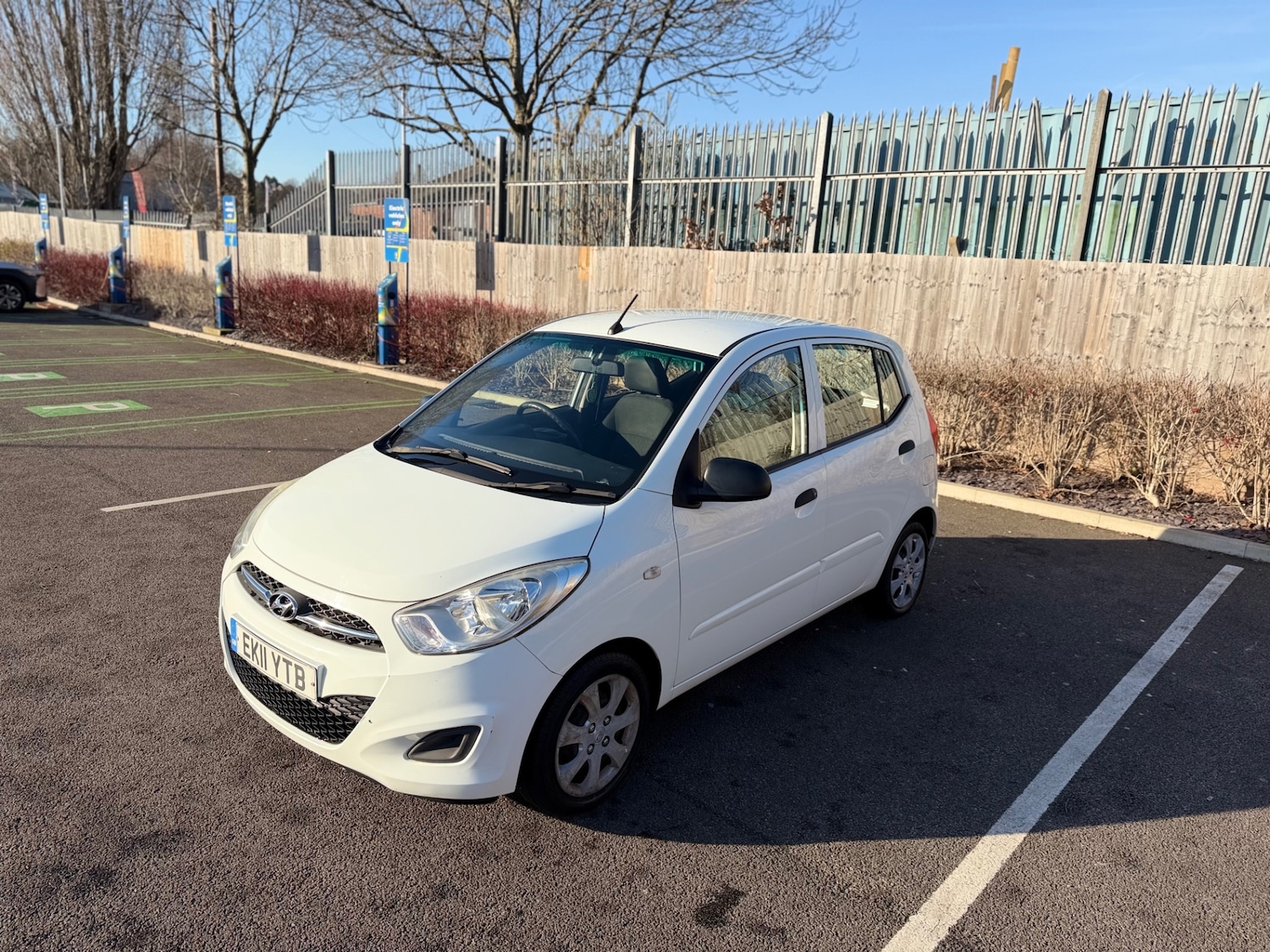 Used Hyundai i10 2011 for sale - 77102063: Photo 24