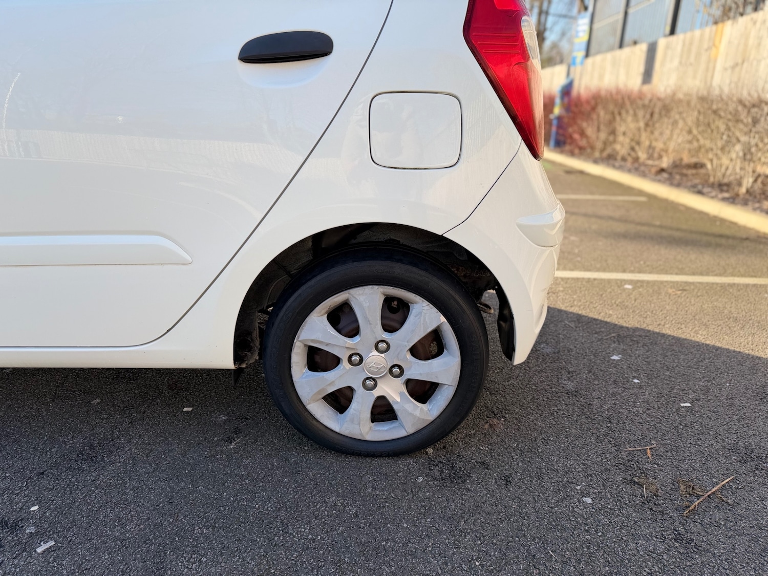 Used Hyundai i10 2011 for sale - 77102063: Photo 34