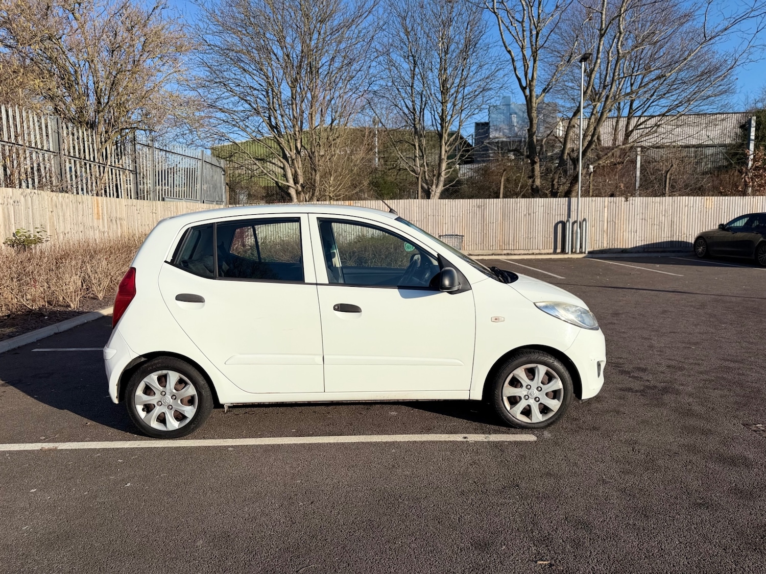 Used Hyundai i10 2011 for sale - 77102063: Photo 5