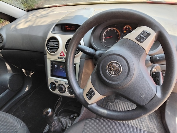 Used Vauxhall Corsa 2011 for sale - 75566123: Photo 11