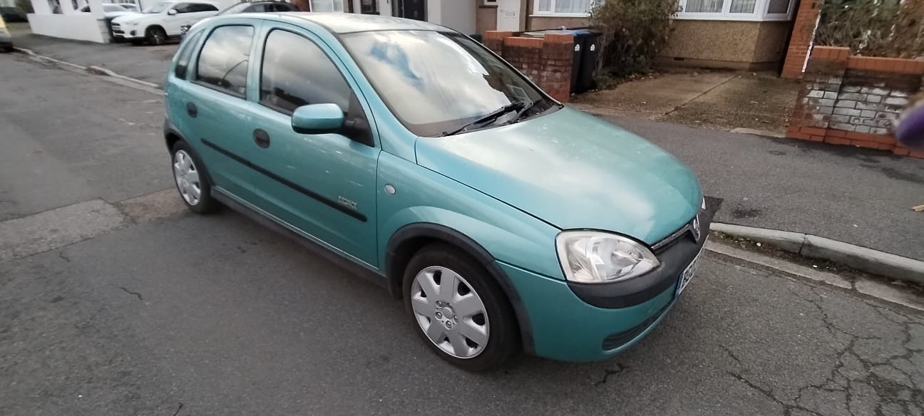 Used Vauxhall Corsa 2003 for sale - 76662942: Photo 1