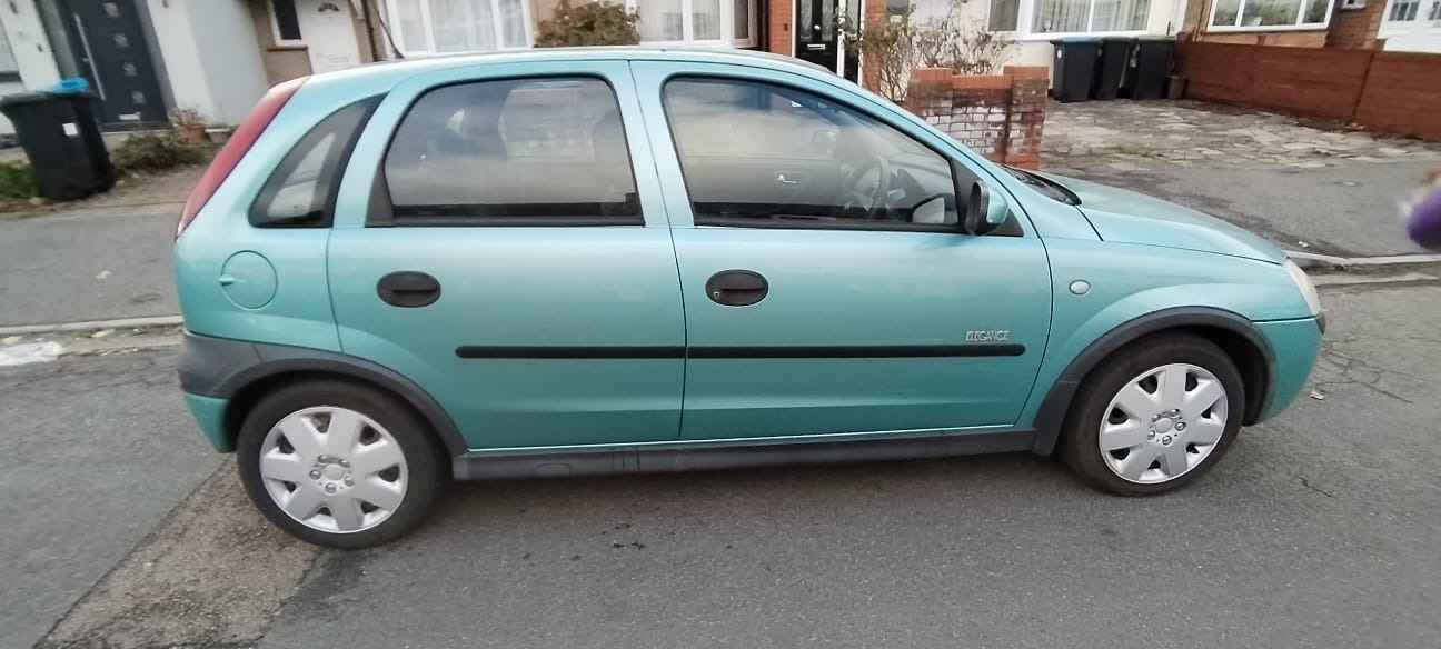 Used Vauxhall Corsa 2003 for sale - 76662942: Photo 5